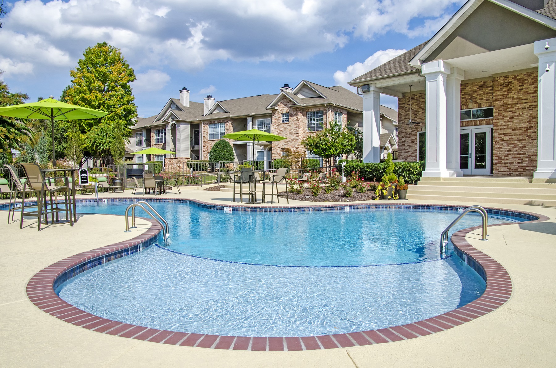 Harpeth River Oaks Apartments for Rent in Franklin, TN